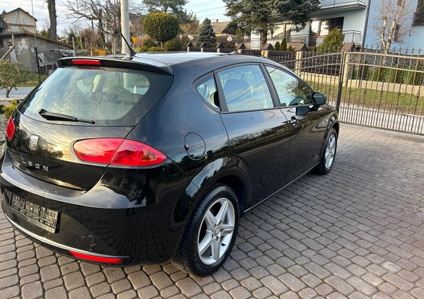 Seat Leon cena 22800 przebieg: 186018, rok produkcji 2012 z Myślenice małe 137